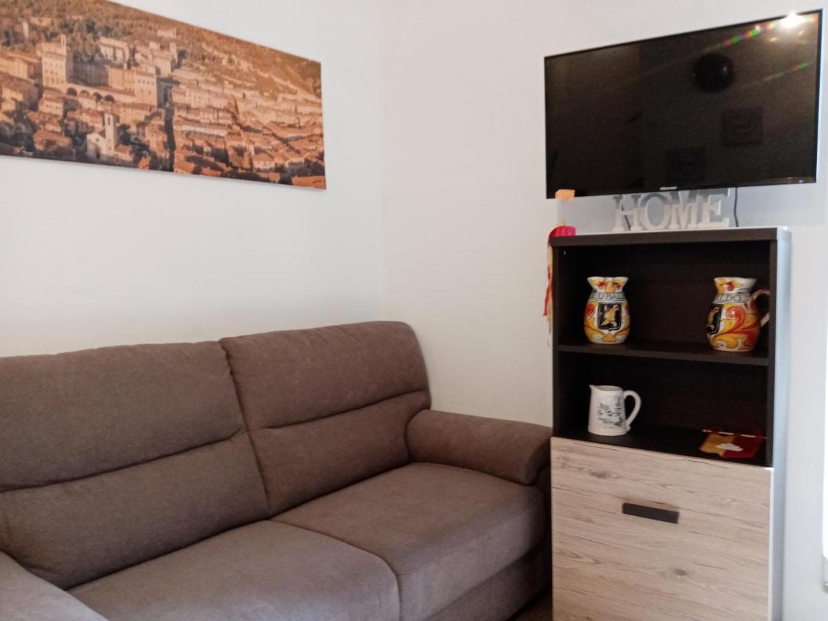 La Dimora Di Pietra Apartamento Gubbio Exterior foto